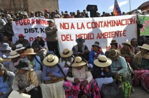 Movilización de pueblos aymaras y quechuas
